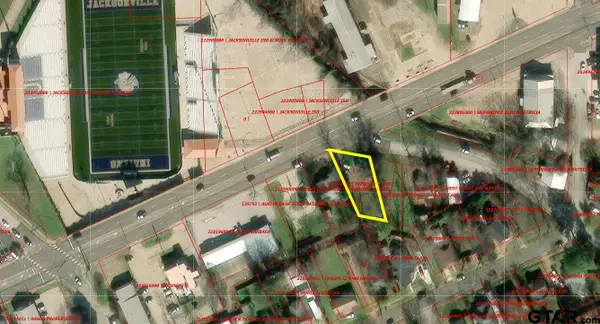 301 Brookside Dr, Jacksonville, TX 75766