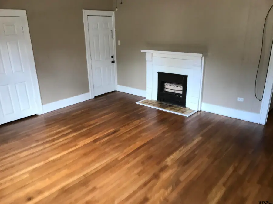 208 W Phillips Street, Apt 200, Tyler, TX 75701 - #2