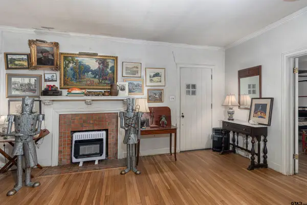 702 E North St, Kilgore, TX 75662