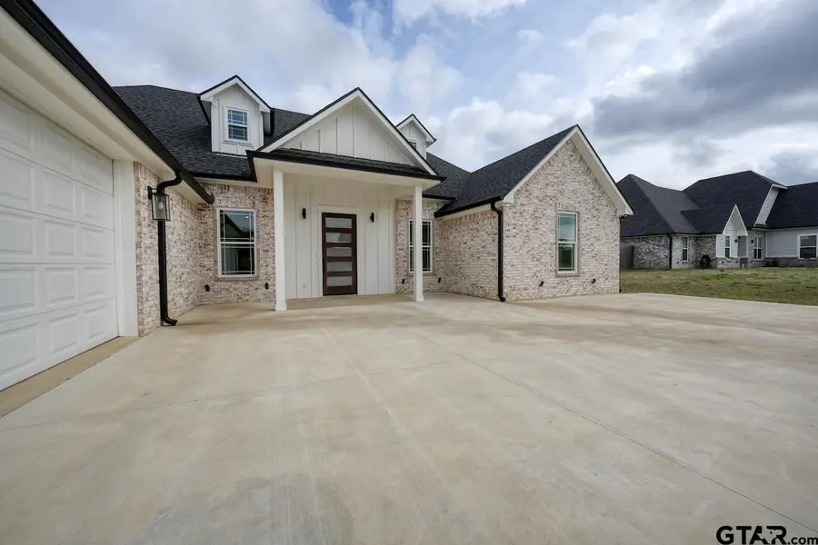 19383 Ridge Point Circle, Lindale, TX 75771 - #2