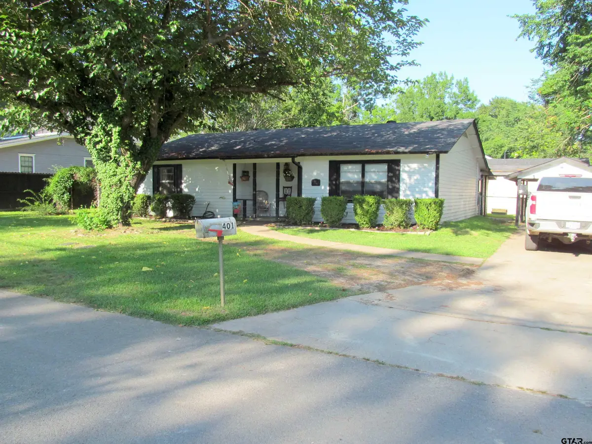 401 Wilkerson St., Winnsboro, TX 75494 - #1