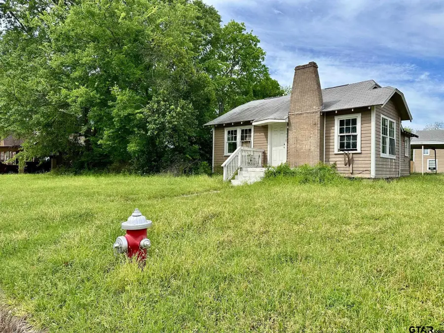 1808 Emerson Ave, Tyler, TX 75702 - #2