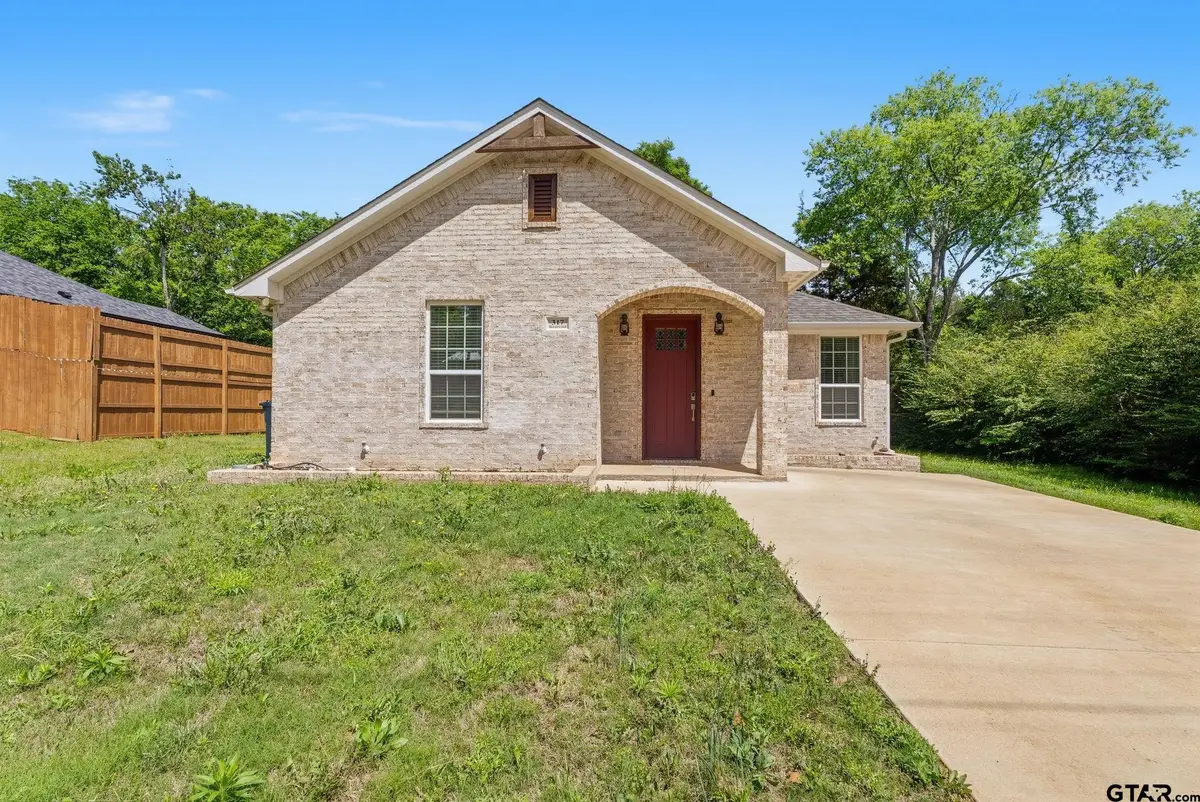 317 Brentwood Dr, Bullard, TX 75757 - #1