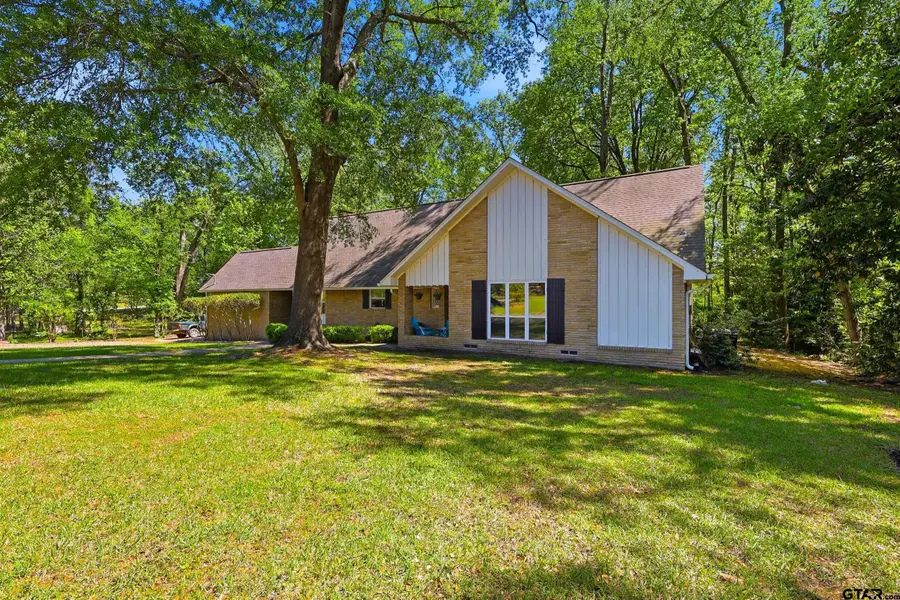 1201 Garden Avenue, Mount Pleasant, TX 75455 - #2