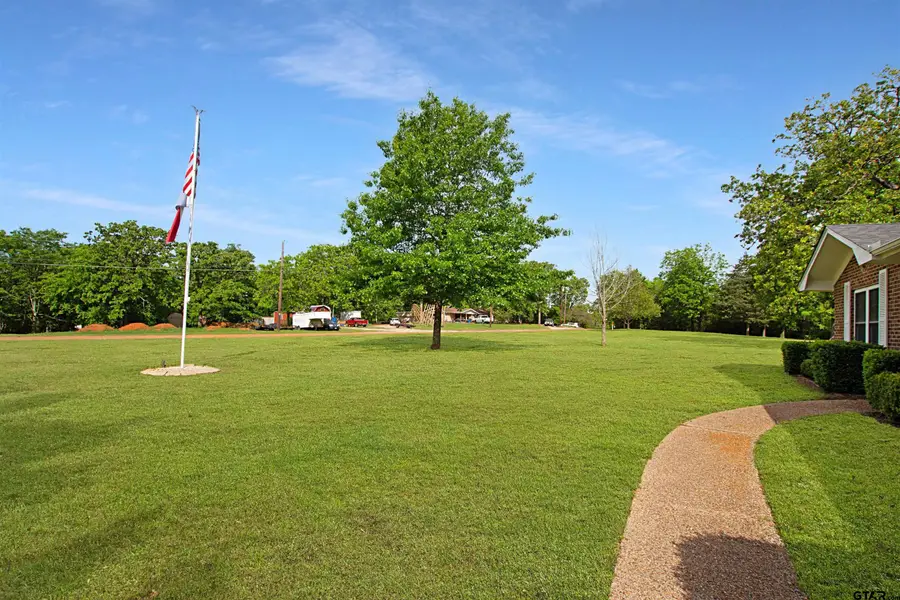 22831 Hickory Ln, Bullard, TX 75757 - #2