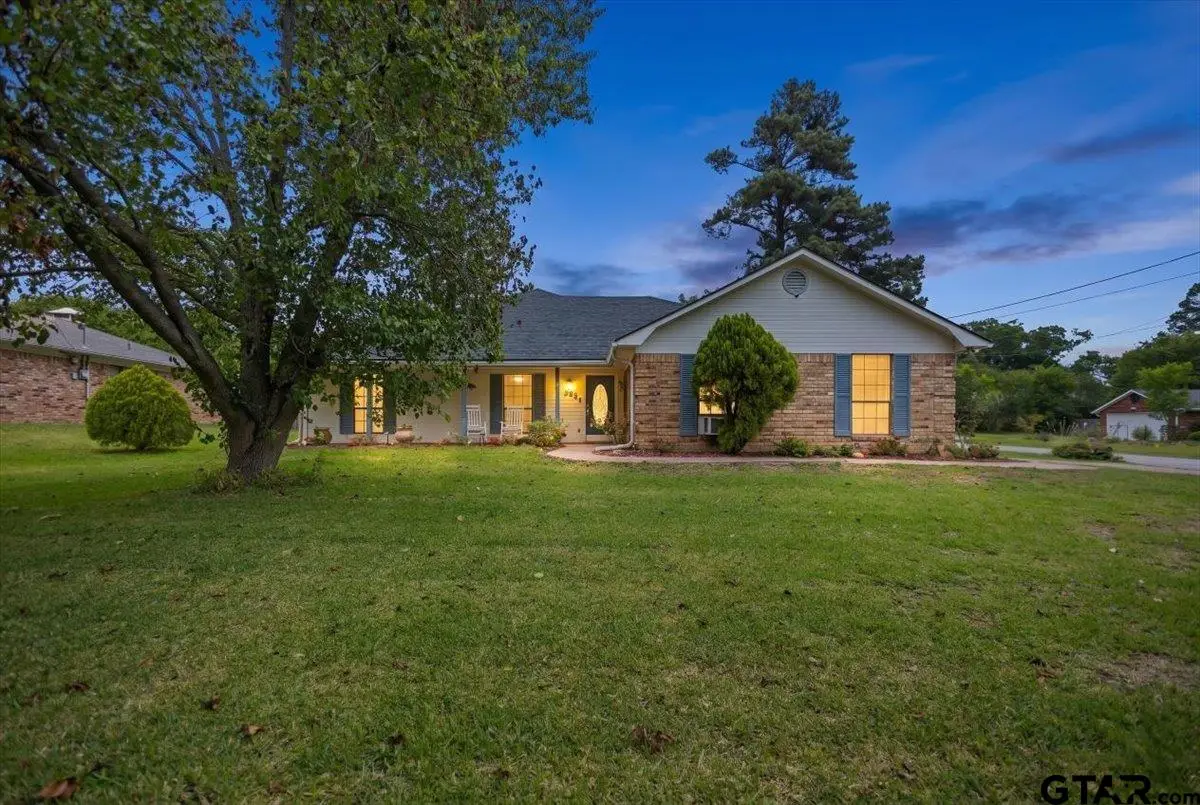 303 Linda Ln, Lindale, TX 75771 - #1
