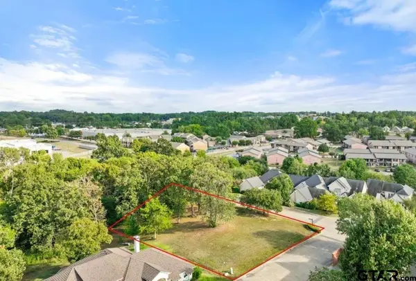 605 Ridgecreek Dr., Tyler, TX 75703