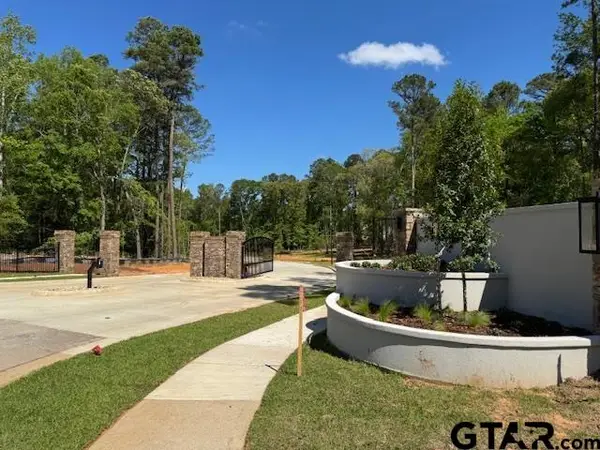 1777 Stoney Creek Park, Tyler, TX 75703