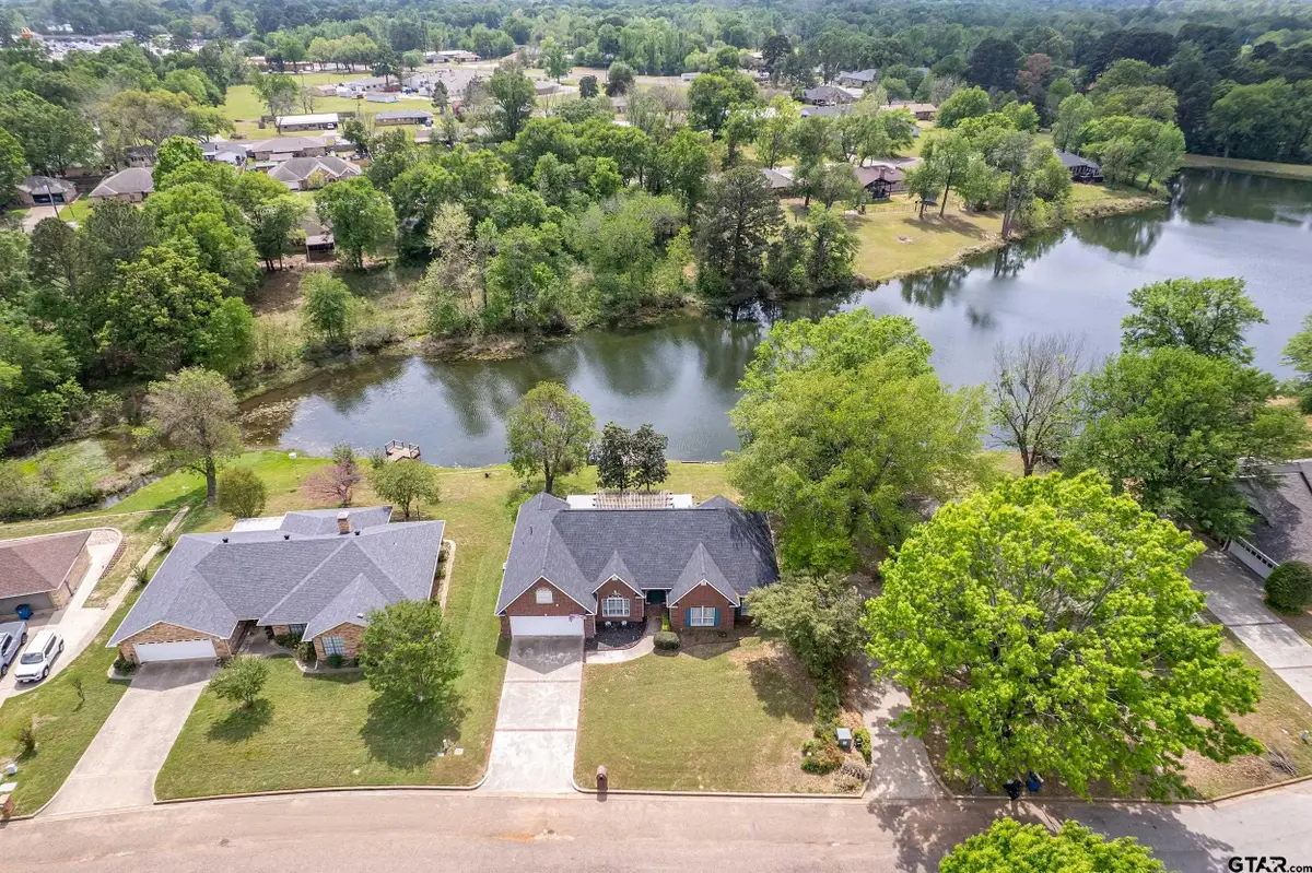 233 Lakeside Place, Mineola, TX 75773 - #1