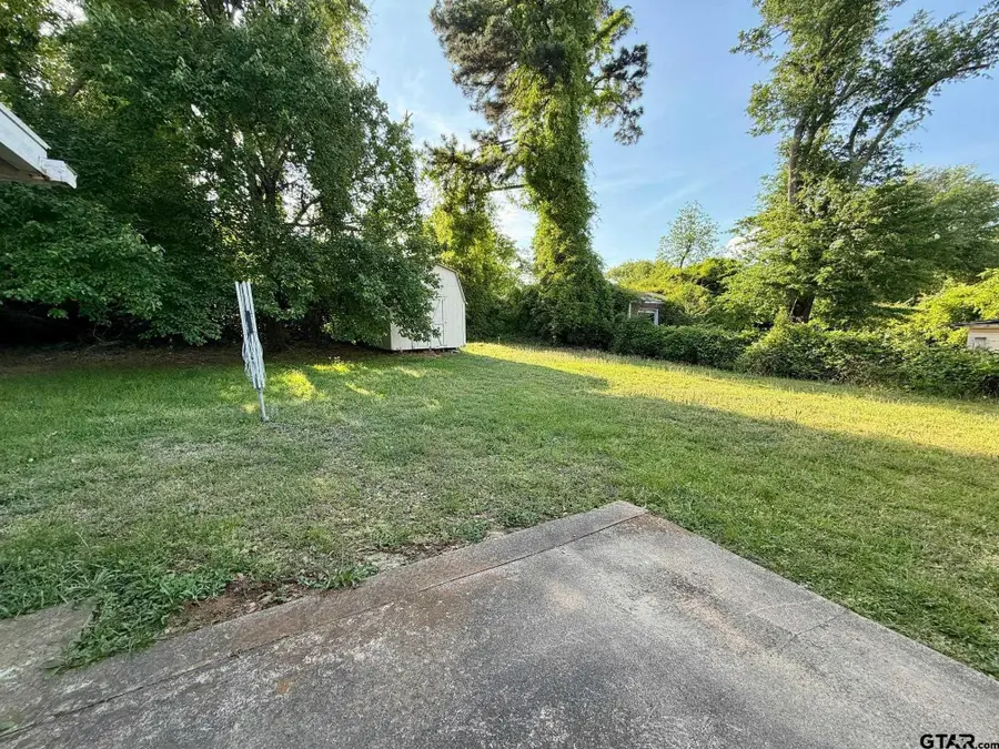 901 Golden Rd, Tyler, TX 75701 - #2