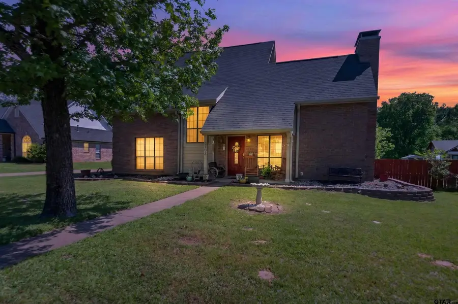 2105 Baylor St., Jacksonville, TX 75766 - #2