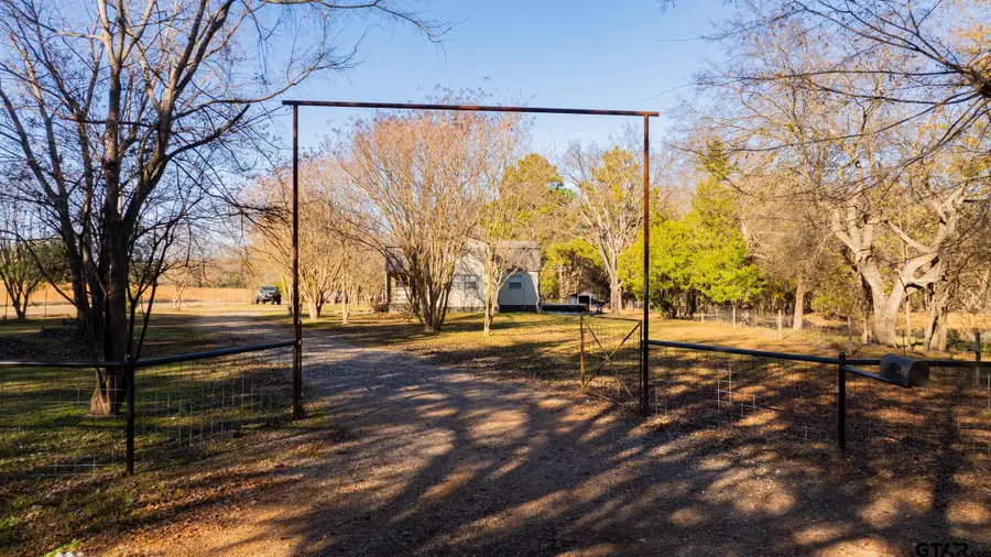 822 NE CR 2170, Mount Vernon, TX 75457 - #2