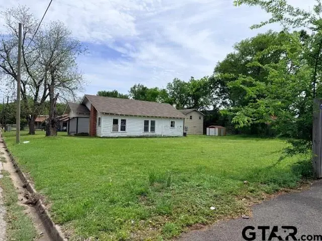 803 Kelly St., Jacksonville, TX 75766 - #3