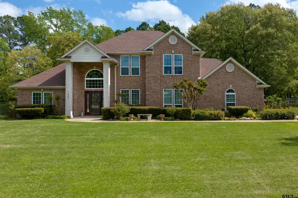 495 Honeysuckle Ln, Hallsville, TX 75650