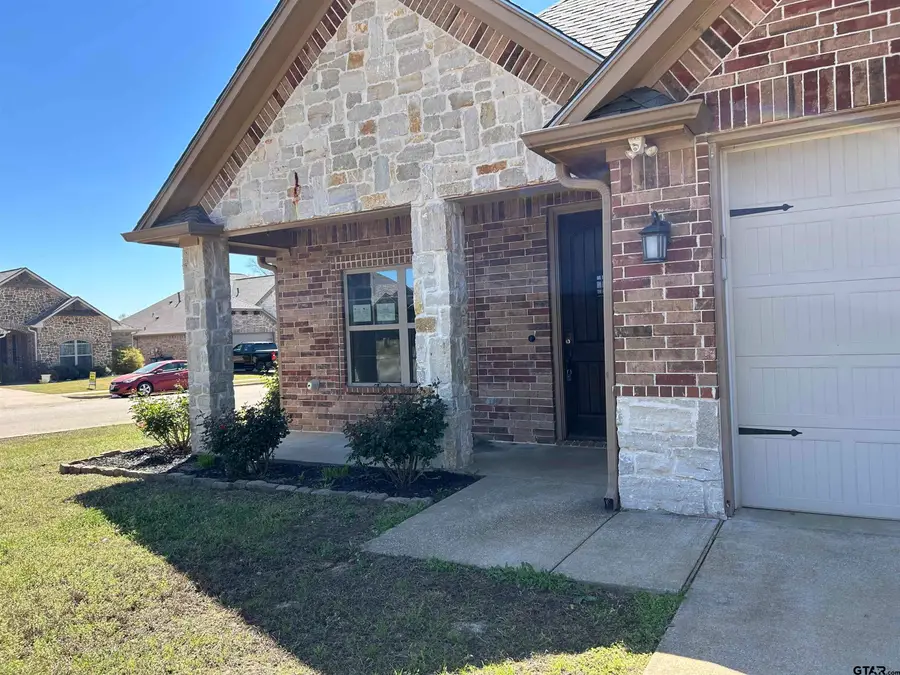 344 Kingdom Blvd, Lindale, TX 75771 - #2
