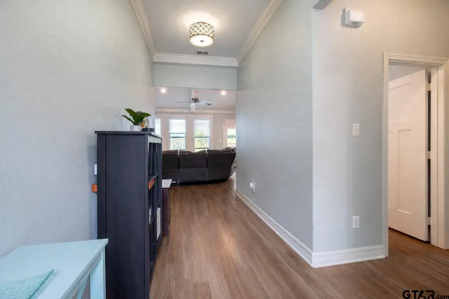 2802 Valley View St, Tyler, TX 75701 - #3