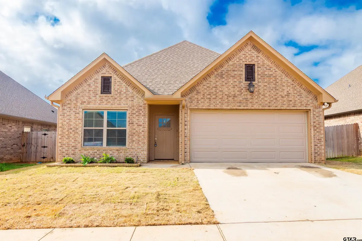 822 Lindsey Ln, Whitehouse, TX 75791 - #1