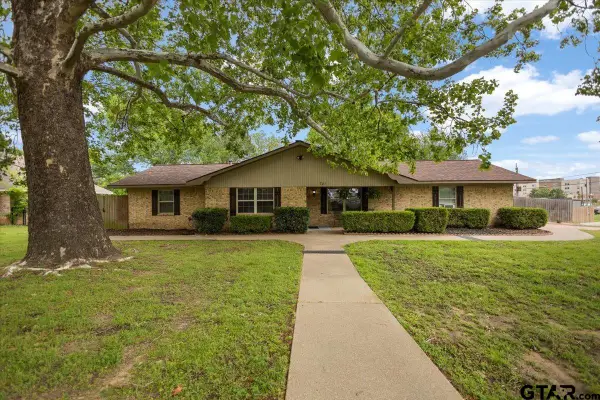 701 Georgia St., Lindale, TX 75771