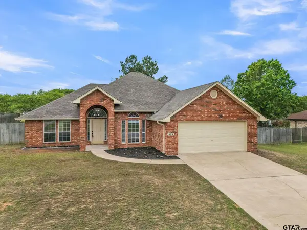 818 Greenwood Circle, Lindale, TX 75771