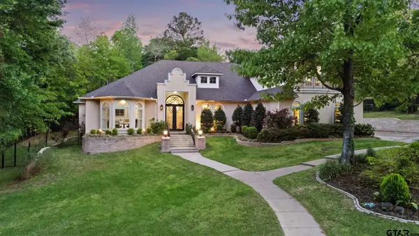 1915 Stoneleaf Dr, Tyler, TX 75703