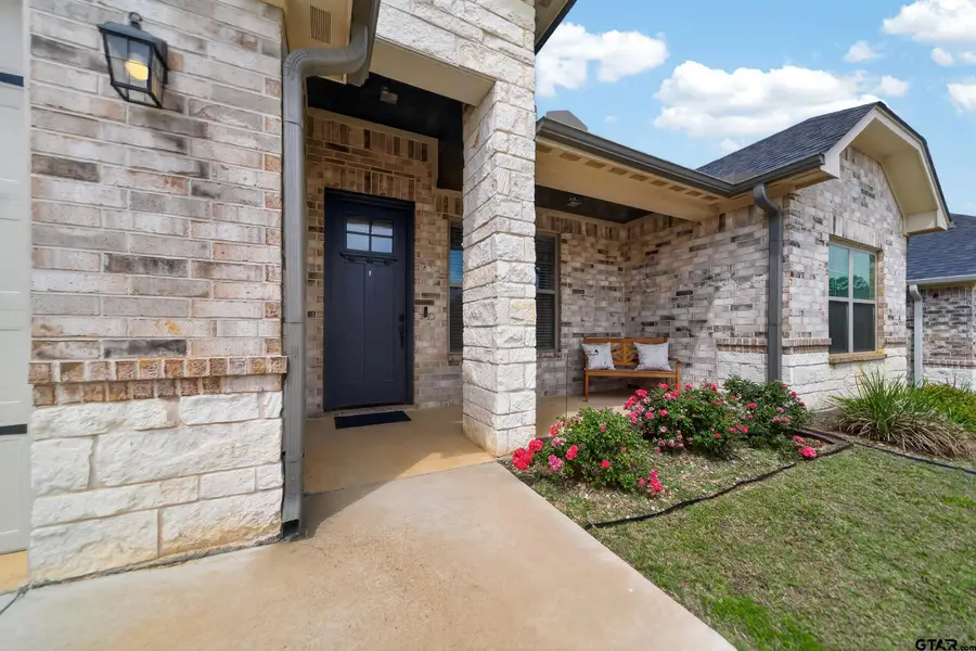 412 Faithful Rd, Lindale, TX 75771 - #2