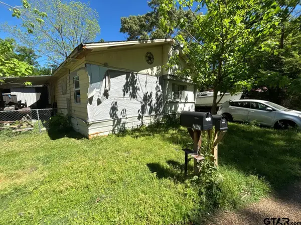 21471 Shadow Wood Trl, Chandler, TX 75758