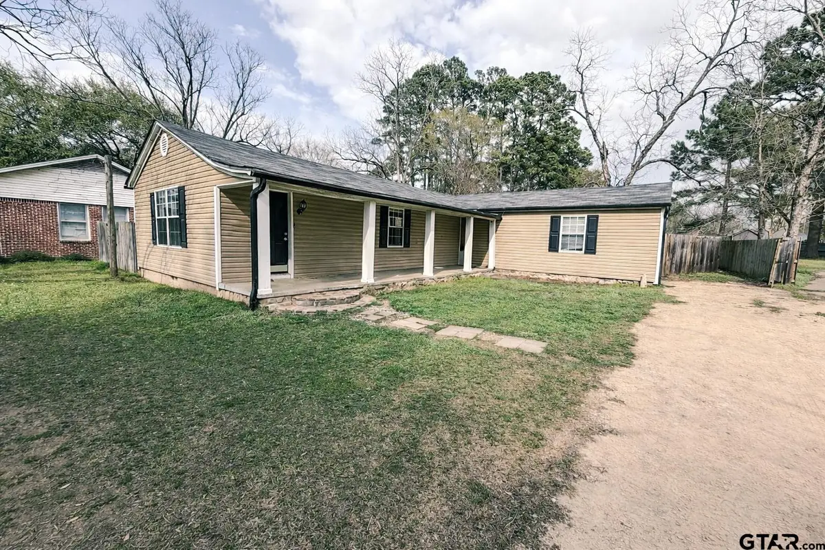 416 & 412 Lafayette, Pittsburg, TX 75686 - #1