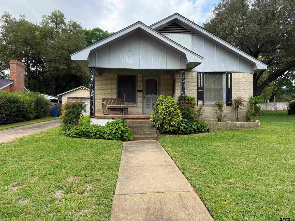 1005 Deaton, Jacksonville, TX 75766 - #1