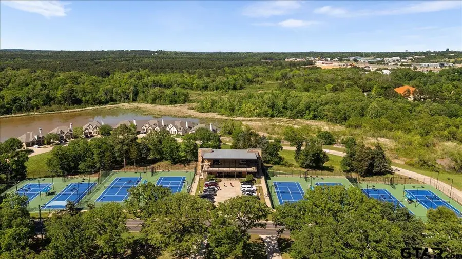 3139 Cascade Ct., Tyler, TX 75703 - #3