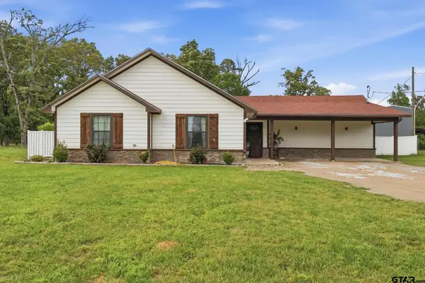 1933 hwy 11, Pittsburg, TX 75686