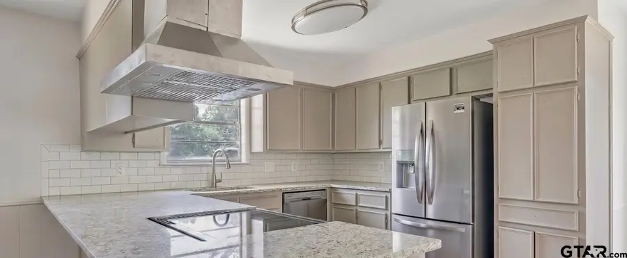 1602 Bowie Cir, Tyler, TX 75701 - #3