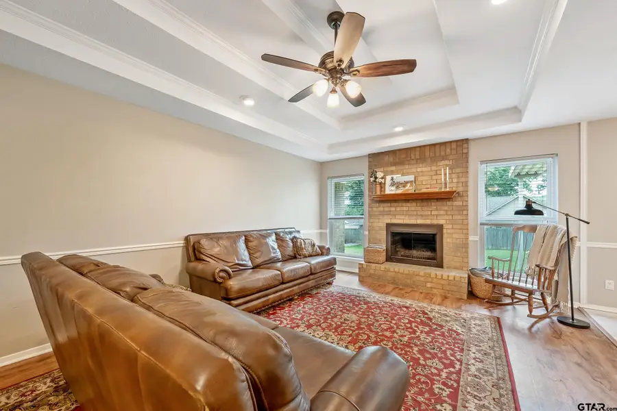 300 Windridge Dr, Whitehouse, TX 75791 - #2