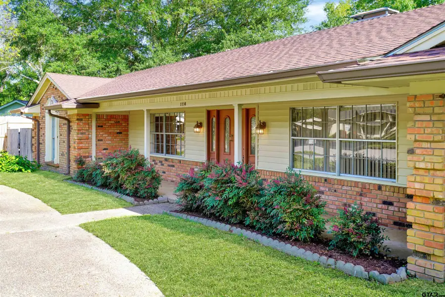 1114 Brookshire Dr, Tyler, TX 75701 - #3