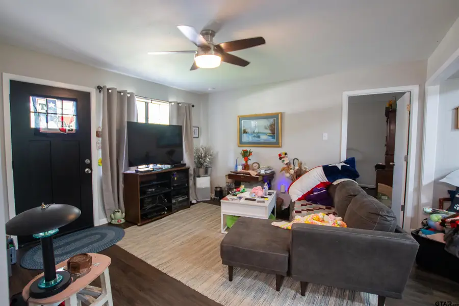 544 Cherry St, Chandler, TX 75758 - #3