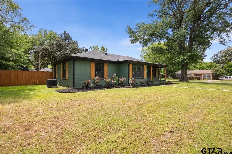 604 Layton, Kilgore, TX 75662 - #2