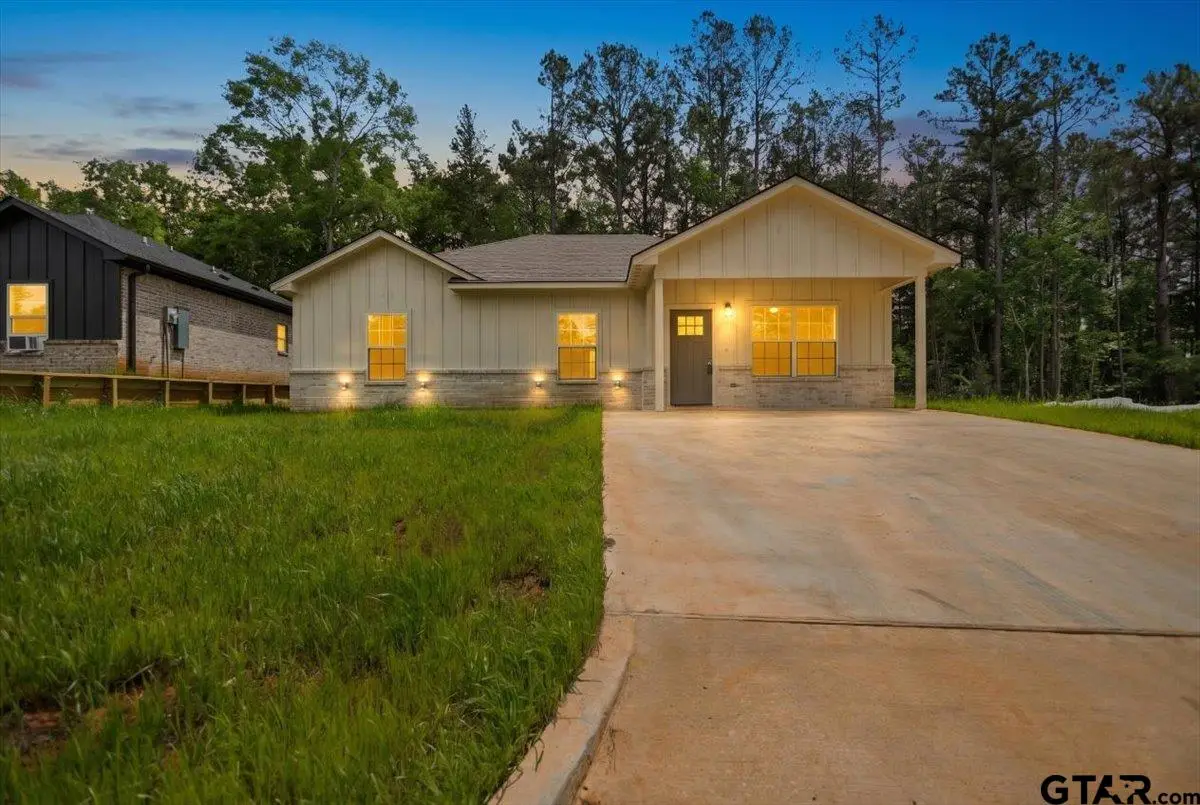 812 Grant St., Jacksonville, TX 75766 - #1