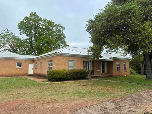 936 S Marcus St, Alto, TX 75925