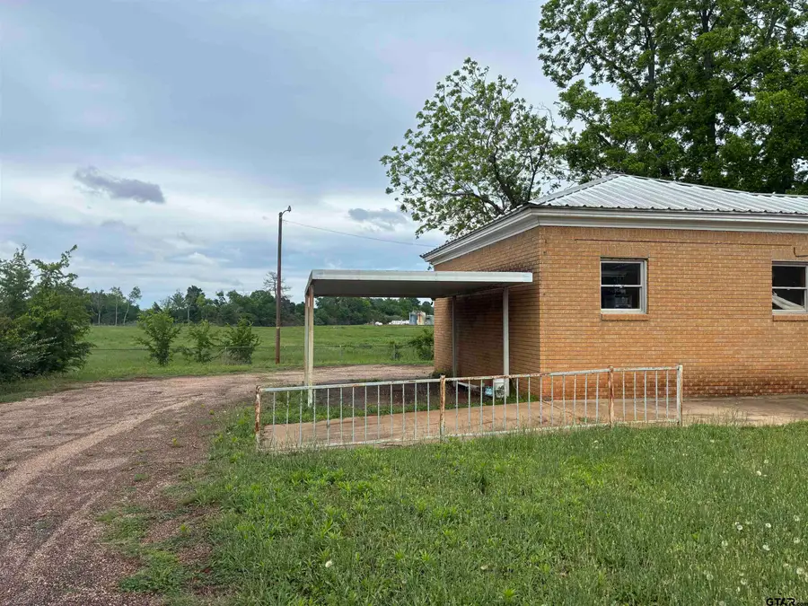 936 S Marcus St, Alto, TX 75925 - #2