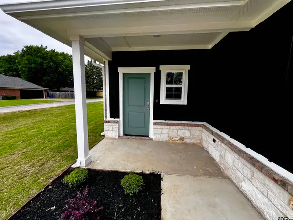 609 Park Central, Chandler, TX 75758