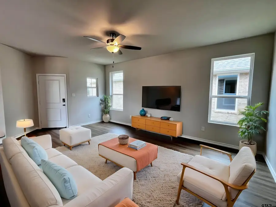 611 Park Central, Chandler, TX 75758 - #3