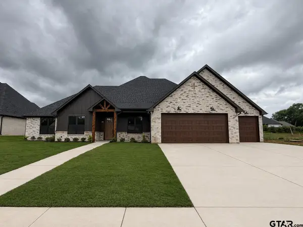 349 Heritage Way, Bullard, TX 75757