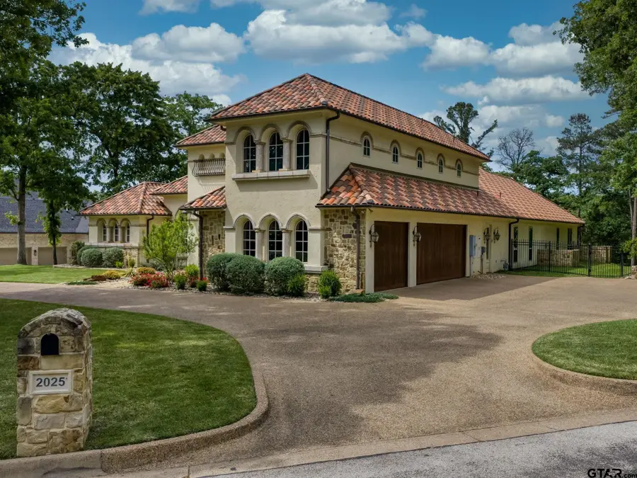 2025 Stonegate Valley Dr, Tyler, TX 75703 - #2