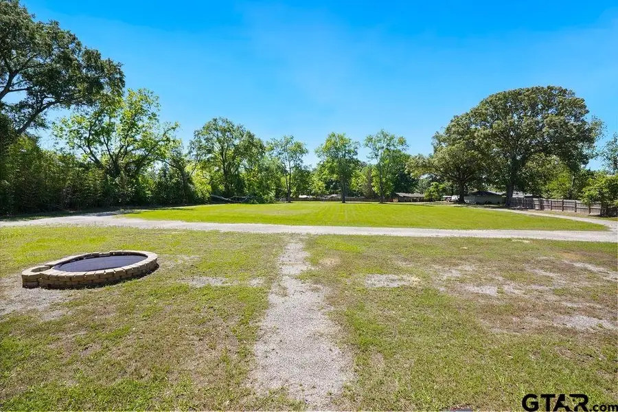 104 Barto, Arp, TX 75750 - #2