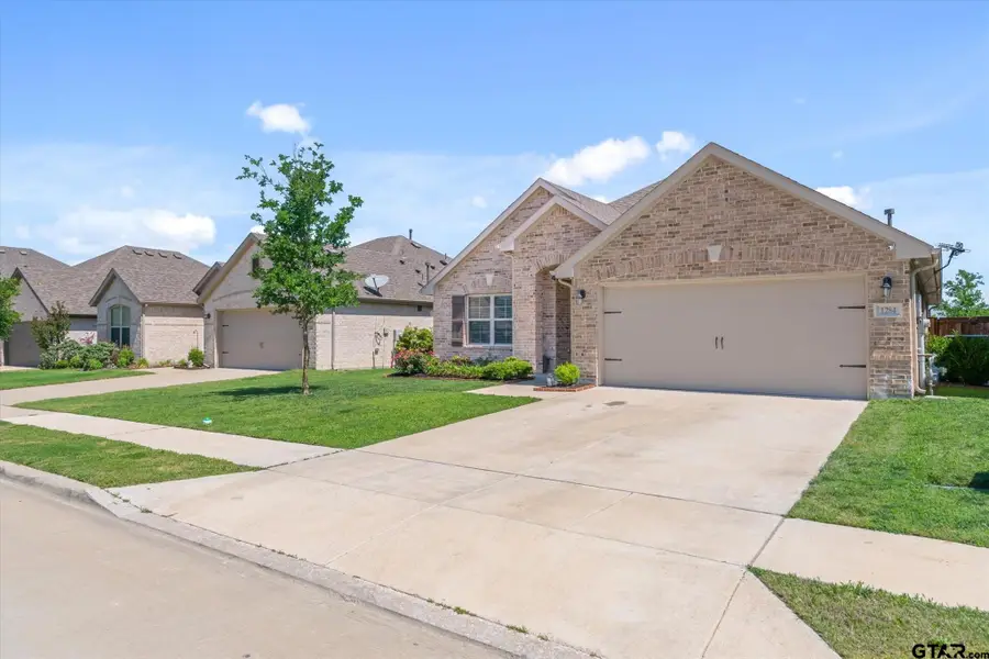 1284 Binfield Drive, Forney, TX 75126 - #2