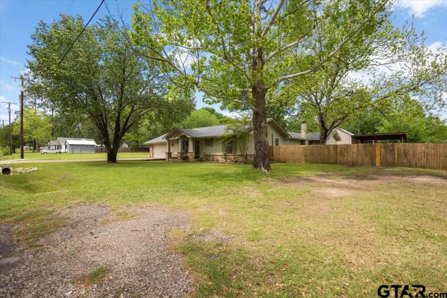312 Ella St, Bullard, TX 75757 - #2