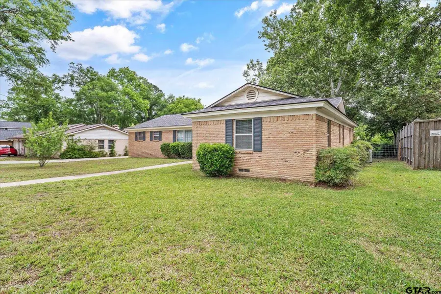 3408 Brookside Dr, Tyler, TX 75701 - #2