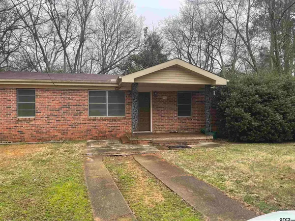 110 Pineland, Daingerfield, TX 75638