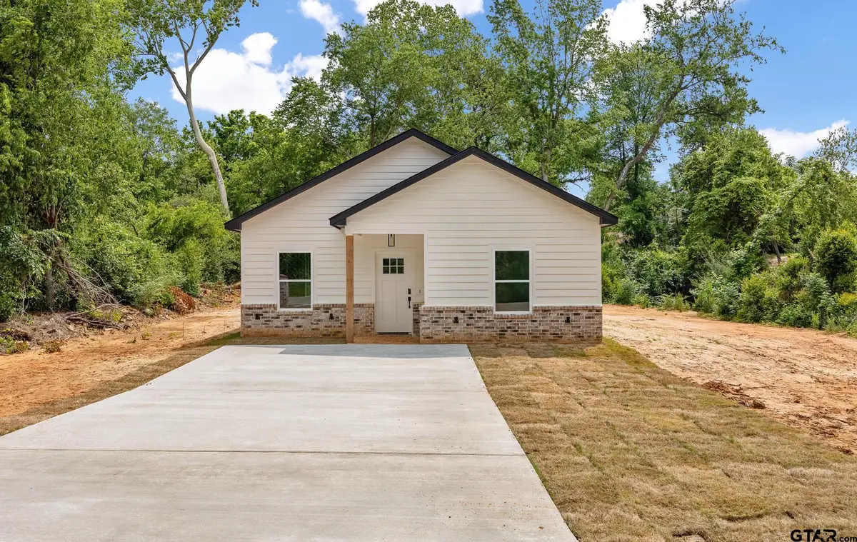726 Boyd Ave, Tyler, TX 75701 - #1