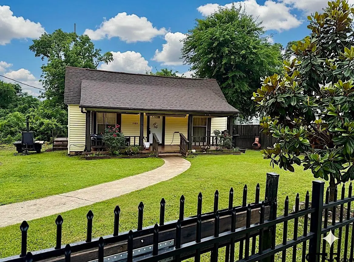 1500 Crescent Dr, Tyler, TX 75702 - #1