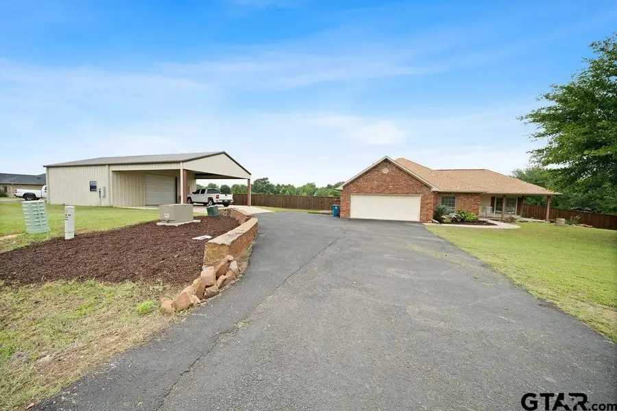 11906 Meadow Creek Dr., Brownsboro, TX 75756 - #2